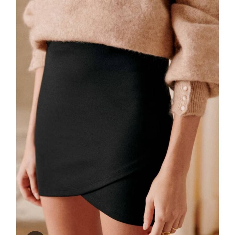Sezane Calvi Skirt in Black viscose sz M